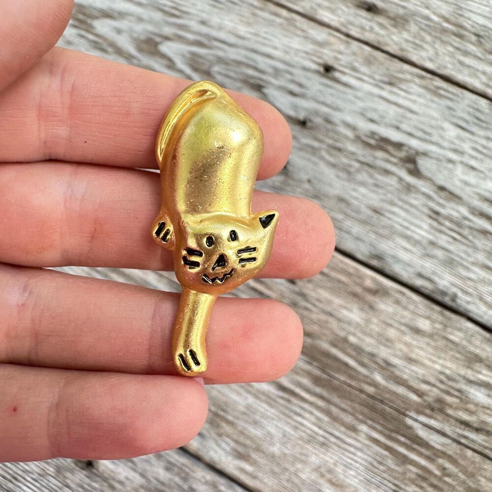 Vintage Jewelry Cat Brooch Kitten Pin